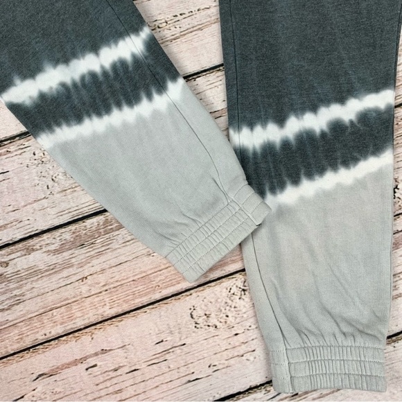 NWT Small PINK Victoria’s Secret High Waist Campus Joggers Sweats Tie Dye Boho - Picture 2 of 9